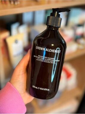 Grown Alchemist Black Pump Body Cleanser